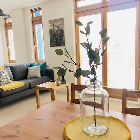 Centre Of Birmingham, 2 Bedroom - Perfect For Families, Group, Or Business Εξωτερικό φωτογραφία